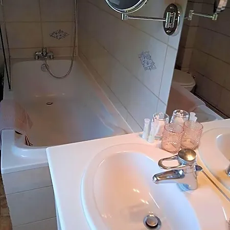 فندق مبيت وإفطار D'hotes Entre Deux Rives أونفلور