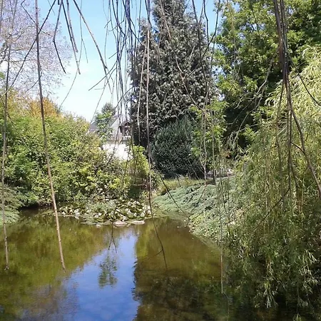 D'hotes Entre Deux Rives فندق مبيت وإفطار أونفلور