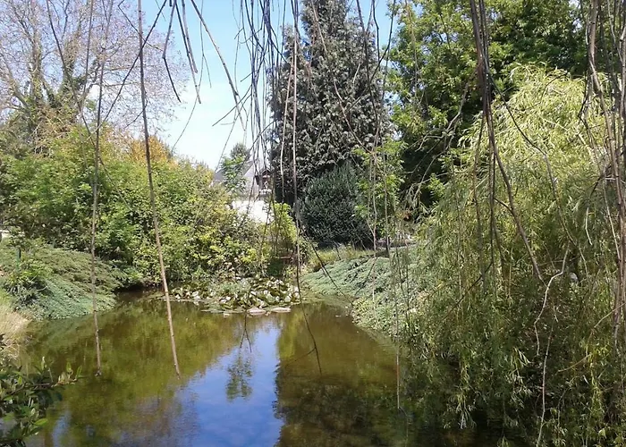 D'hotes Entre Deux Rives فندق مبيت وإفطار أونفلور